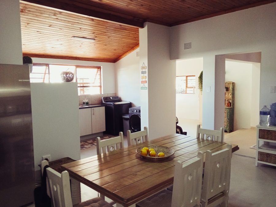 6 Bedroom Property for Sale in Bayview Western Cape